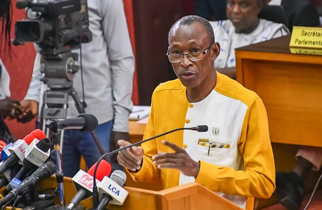 Le chef du gouvernement de la Transition burkinabè, Me Apollinaire Kyélem de Tambèla