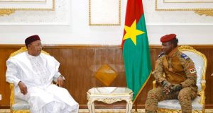 Transition au Burkina: le Médiateur de la CEDEAO vient aux nouvelles