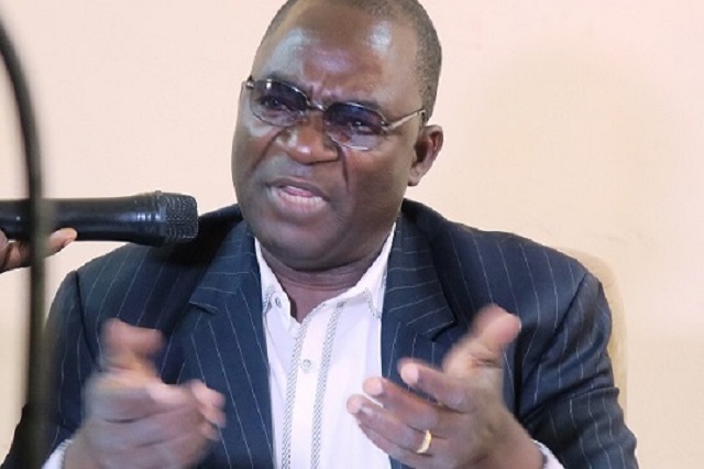 Le ministre de la Fonction publique burkinabè, Bassolma Bazié (1)