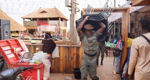 Ouaga: cinq débits de boisson fermés pour nuisances sonores et atteintes aux bonnes moeurs