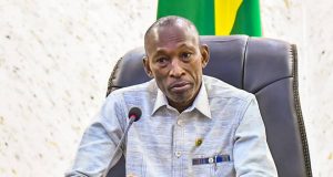 Burkina/Transition: le gouvernement rencontre les partis politiques samedi