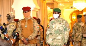 Niger/Putsch: « Toute intervention militaire … s’assimilerait à une déclaration de guerre contre le Burkina et le Mali »