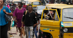 Poussé par un boom démographique en Afrique, le monde atteint 8 milliards d’habitants