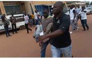 Justice: des membres de Sauvons le Burkina condamnés pour coups et blessures
