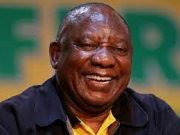 Afrique du sud: Cyril Ramaphosa sauvé des eaux, mais jusqu’à quand?