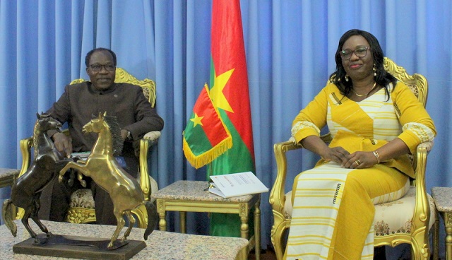 La ministre Olivia Rouamba reçoit l'ambassadeur Pingrenoma Zagré