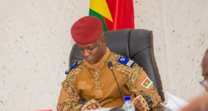 Burkina/Armée: les dernières décisions fortes du capitaine Ibrahim Traoré