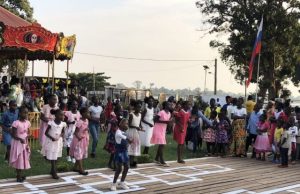Centrafrique-Russie: 500 enfants de policiers participent à une soirée organisée par la Maison russe à Bangui