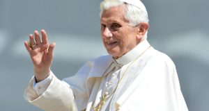 Burkina: une messe pour le repos en Dieu du Pape Émérite Benoît XVI