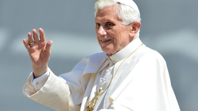 Mort du pape Benoît XVI