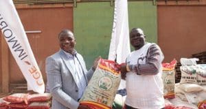 Burkina: CGE Immobilier fait une remise de dons aux déplacés internes