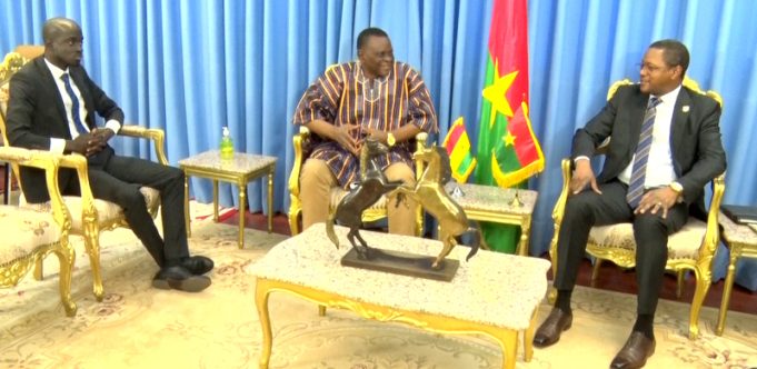 Propos de Nana Akufo-Addo: le Burkina exprime sa désapprobation
