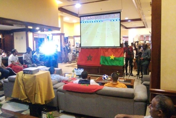 Qatar 2022: à Ouaga, les Marocains « fiers » des Lions de l’Atlas