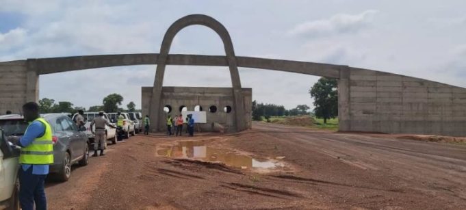 Convention de concession de l’Aéroport de Ouagadougou-Donsin: « Que gagnerait » le Burkina (Syndicats)