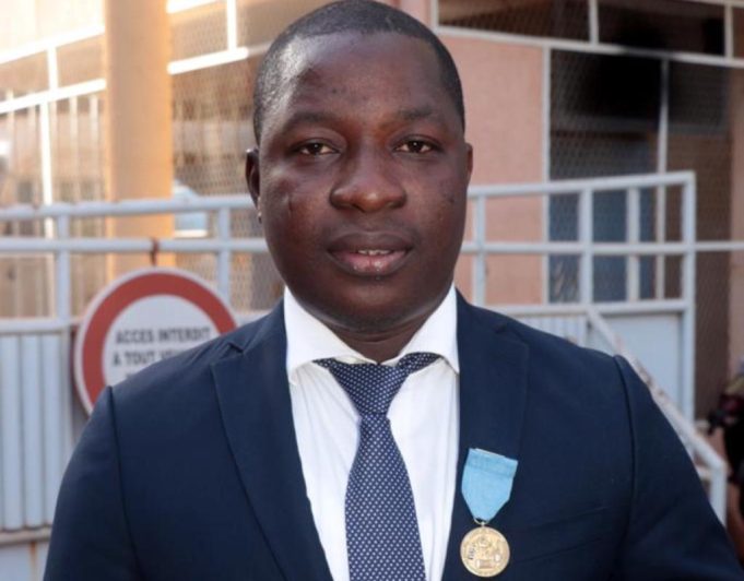 Le Directeur de publication de Libre info, Albert Nagreogo fait Chevalier de l’ordre du mérite