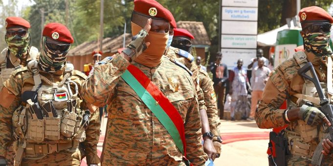 Burkina: ce que pense le capitaine Ibrahim Traoré de ses «fidèles compagnons»