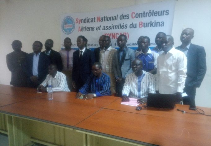 Burkina: le SYNCAB à la reconquête de la place du contrôleur aérien