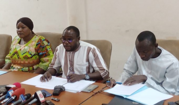 Burkina: la ministre des Affaires étrangères accusée de «gestion partisane»