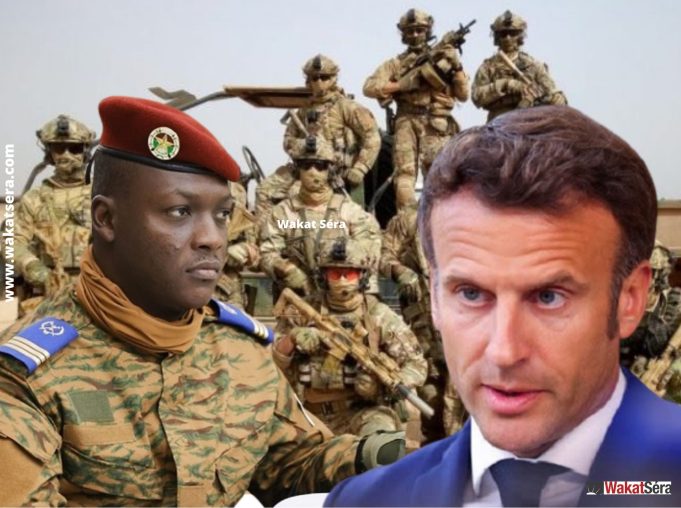 Burkina/Départ de Sabre: Macron demande des «clarifications» au président Ibrahim Traoré