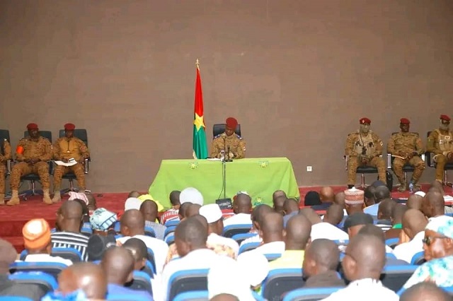 Rencontre du capitaine Ibrahim Traoré avec la classe politique