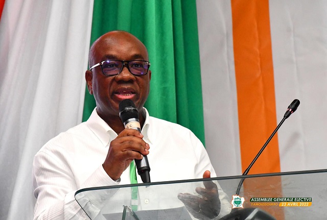 Yacine Idriss Diallo , président de la FIF