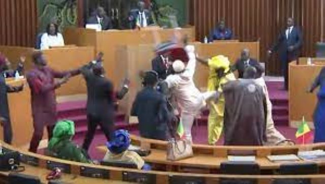 bagarre entre députés sénégalais