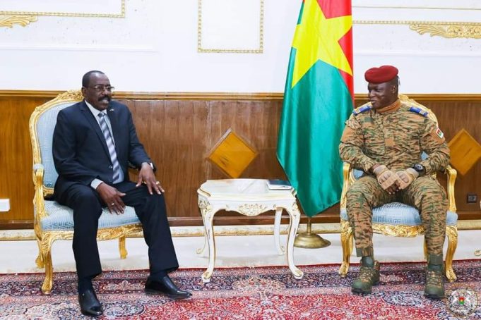 Message de Déby fils au capitaine Traoré: de quoi est-il question?