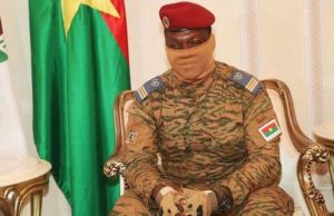 Burkina Faso: qui sera l’allié de l’armée dans la lutte contre le mal?
