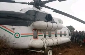 Côte d’Ivoire : un hélicoptère transportant des autorités atterrit d’urgence à Gohitafla