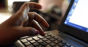 Burkina: suspension de la délivrance d’autorisation d’ouverture de formation en ligne
