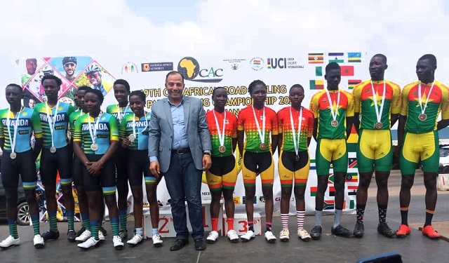 Les cyclistes burkinabè en bronze au Ghana