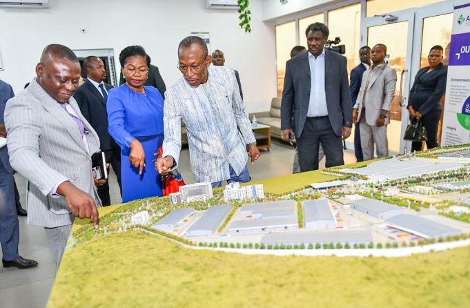Coopération Burkina Faso-Togo: le Premier ministre Kyelem prône le renforcement des relations
