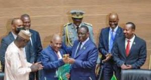 Union africaine et CEDEAO: toujours ces cailloux dans la chaussure!