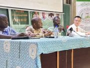 Burkina: la contribution de l’éducation au développement chinois enseignée aux membres de l’AEEMB