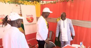 FESPACO 2023: visite de stands de la LONAB par son directeur général