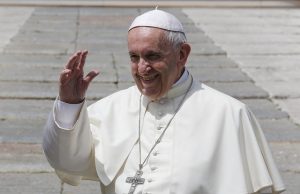 Dialogue islamo-chrétien: le pape François attendu dans le 1er pays musulman
