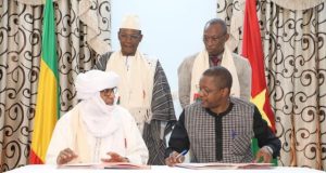 Lutte contre les groupes armés au Burkina Faso: une alliance avec le Mali est-elle suffisante?
