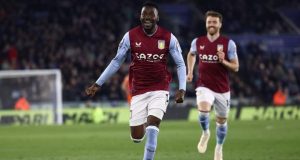 Football: un magnifique but de Bertrand Traoré et victoire de Aston Villa