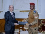 Burkina/Diplomatie: le président de la Transition reçoit les Lettres de créance de six nouveaux ambassadeurs