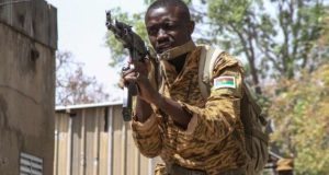 Lutte contre le terrorisme: le gouvernement de transition du Burkina Faso fait face à de nouveaux défis
