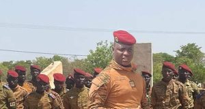 Burkina: le président Traoré félicite et encourage les forces de défense et de sécurité à Boromo