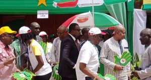 28e Tranche Commune Entente: visite de stands par les DG des Loteries nationales
