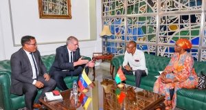 Coopération: le Premier ministre est arrivé à Caracas au Vénézuela
