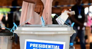 Présidentielle et législatives: plus de six millions de Zimbabwéens attendus dans les bureaux de vote ce mercredi 23 août