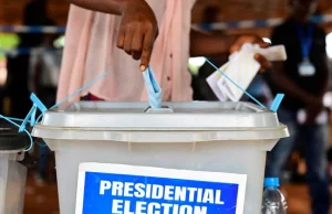 Présidentielle et législatives: plus de six millions de Zimbabwéens attendus dans les bureaux de vote ce mercredi 23 août