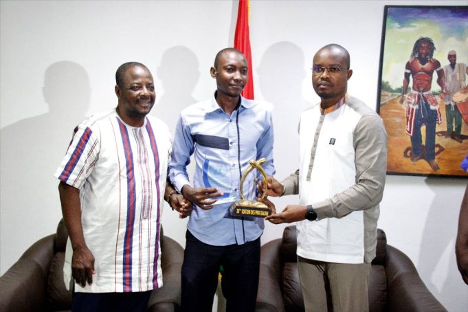 Burkina: Wakat Séra présente ses GALIAN au ministre de tutelle