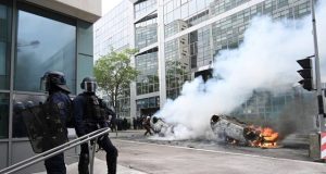 France: vives manifestations contre la police après la mort d’un adolescent à Nanterre