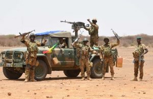 Mali: plusieurs dizaines de terroristes neutralisés et trois bases détruites