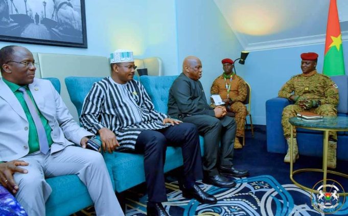 Russie: le message du colonel Doumbouya au capitaine Traoré