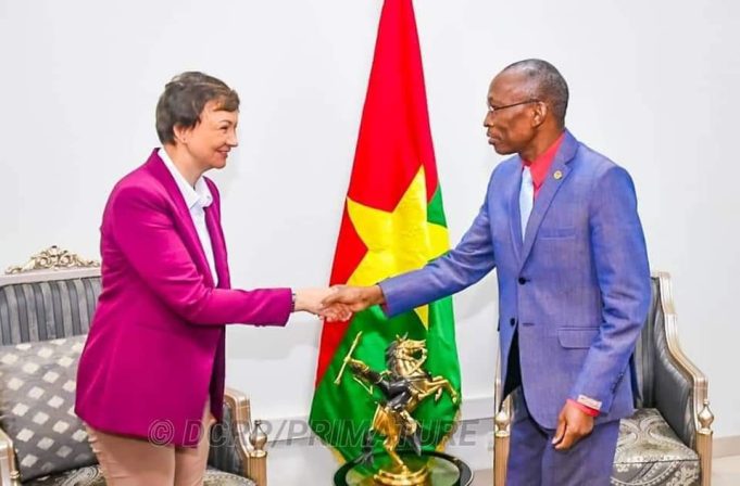 Coopération Burkina Faso-Russie : des députés russes chez le Premier ministre